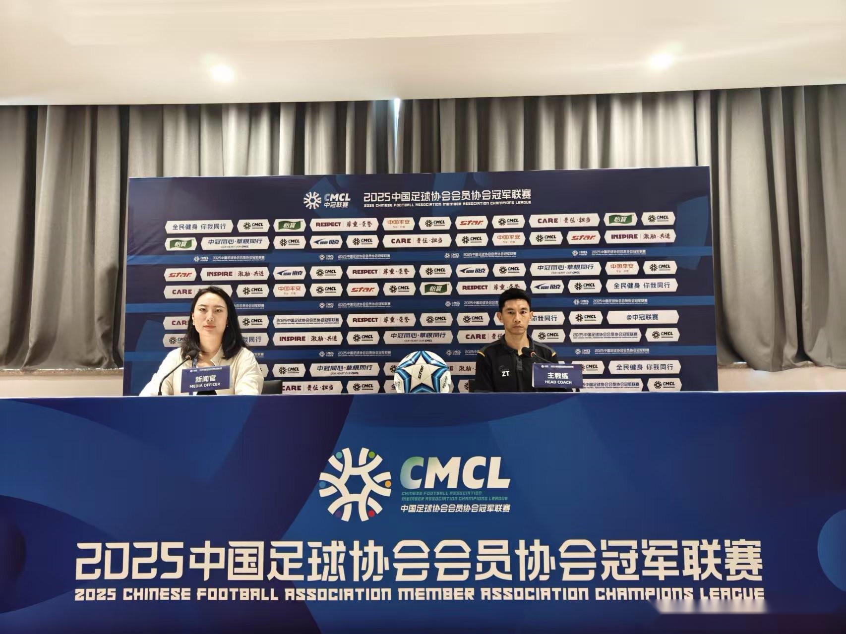 华体会体育-篮球比赛中“攻守两端的节奏统一性”是否决定了球队整体风格塑造